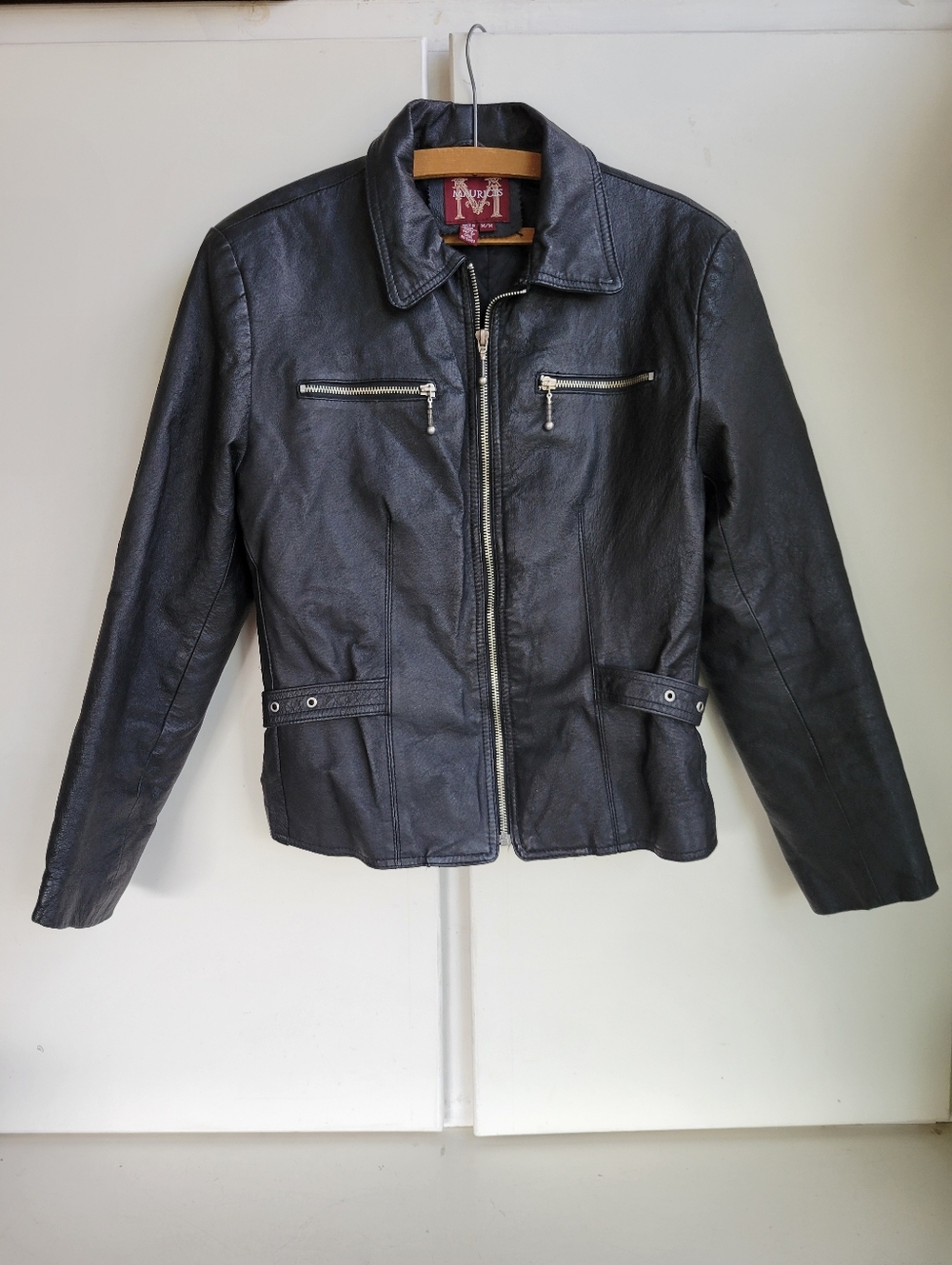 Vintage 90’s/ Y2K Maurices Black Leather Jacket Sz Medium M Buckle Detail